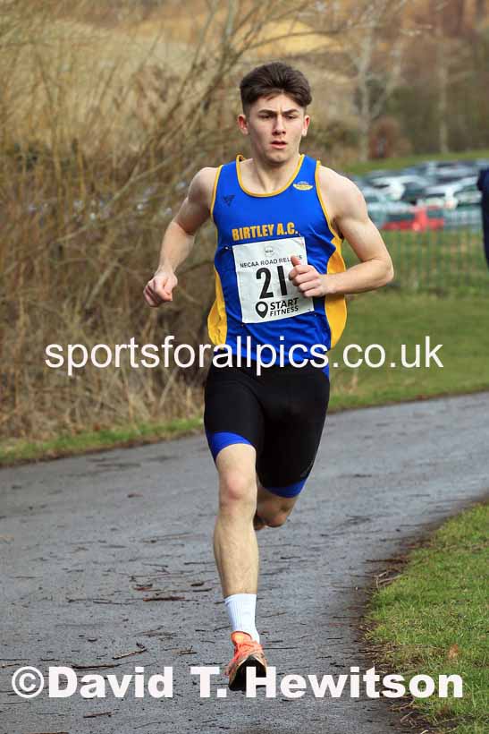 Senior Men and Veterans (Over 40s), 2023 NECAA Royal Signals Relays, Hetton le Hole, County Durham. Photo: David T. Hewitson/Sports for All Pics